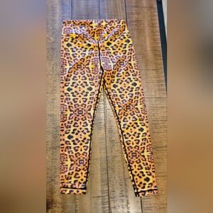 GRRRL leopard leggings Weili/Victoria (between 23"-29")